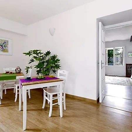 Domus Citri 3*