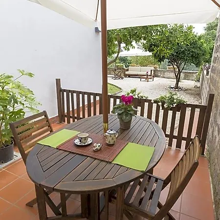 Domus Citri 3*