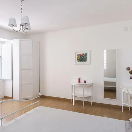 Oda ve Kahvaltı Domus Citri 3*