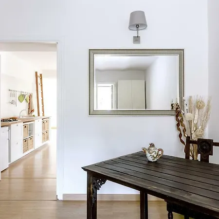 Bed & Breakfast Domus Citri Caserta